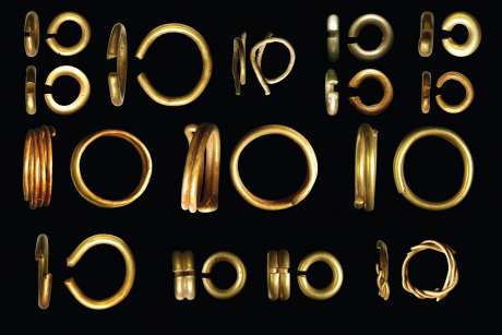 Image of Gold hoard